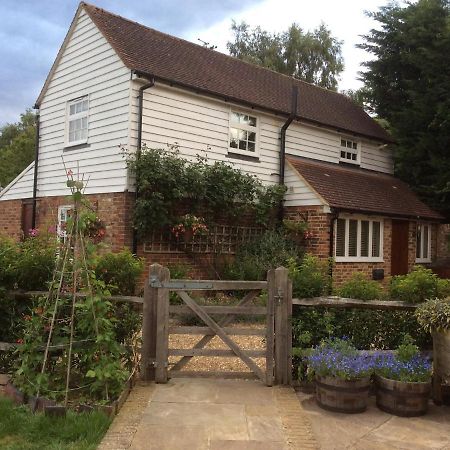 לינה וארוחת בוקר Hildenborough The Barn At Woodview מראה חיצוני תמונה